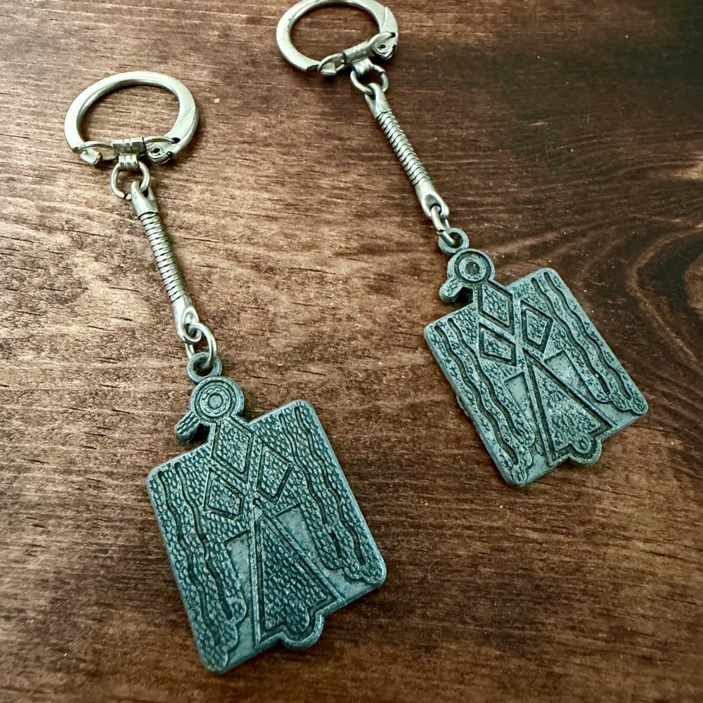 Vintage Thunderbird Keychains Pair w Thanks From American Indian Children Pewter - Picture 2 of 7